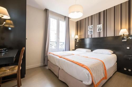 Hotel Bonsejour Montmartre - Tap to explore photos