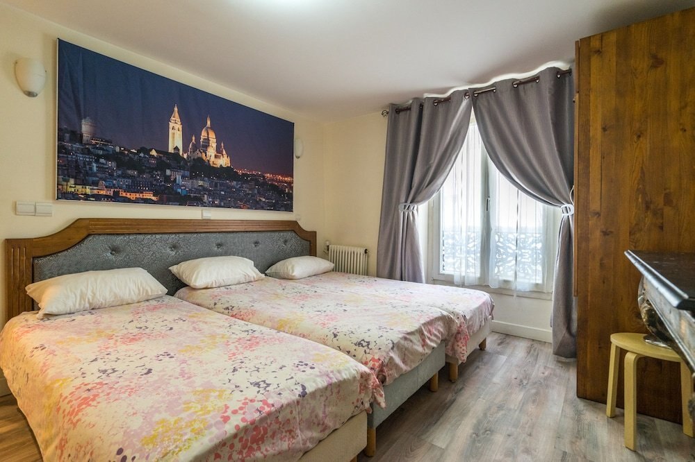 Grand Hôtel de Clermont Room Type - Triple Room