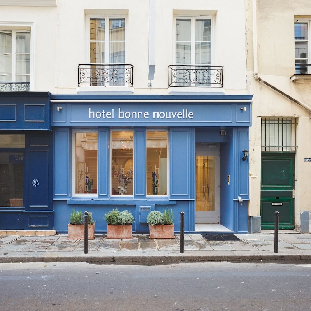 Hôtel Bonne Nouvelle Paris - Tap to explore photos