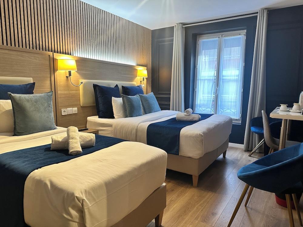 Hôtel Clairefontaine Room Type - Triple Room