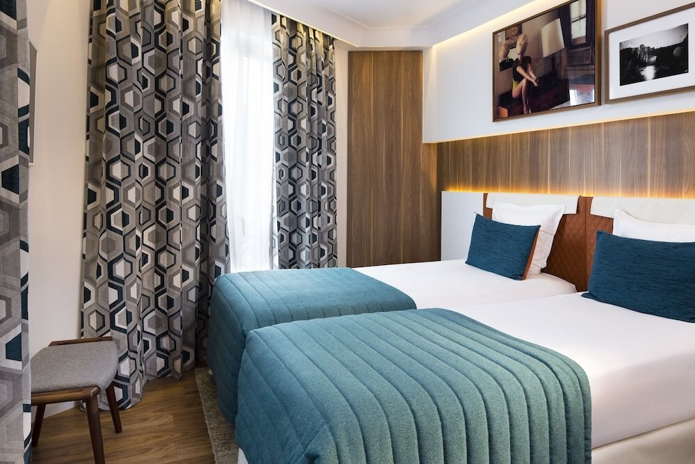 Hotel Eiffel Turenne Room Type - Prestige Room