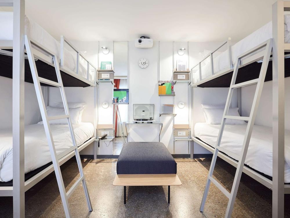 French Theory Room Type - Quadruple Room