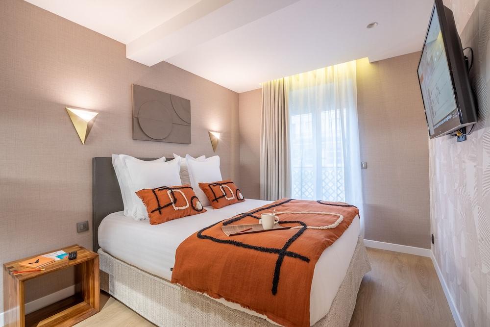 Yuna Les Halles - Serviced Apartments Room Type - Superior Studio city view - 22m2