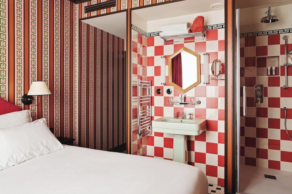 Hôtel Les Deux Gares & Spa Room Type - Classic Double Room, Connecting Rooms