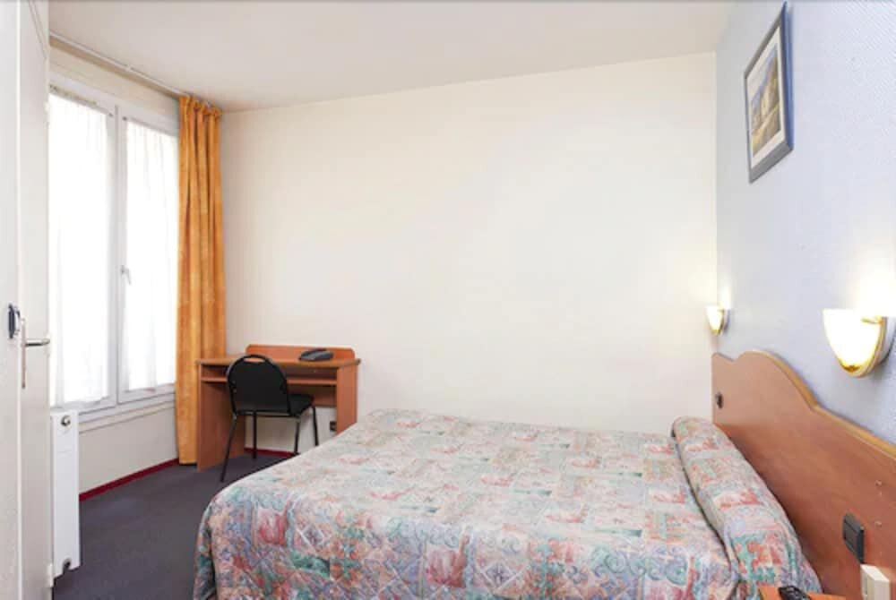 Hotel Ferney République Room Type - Double Room