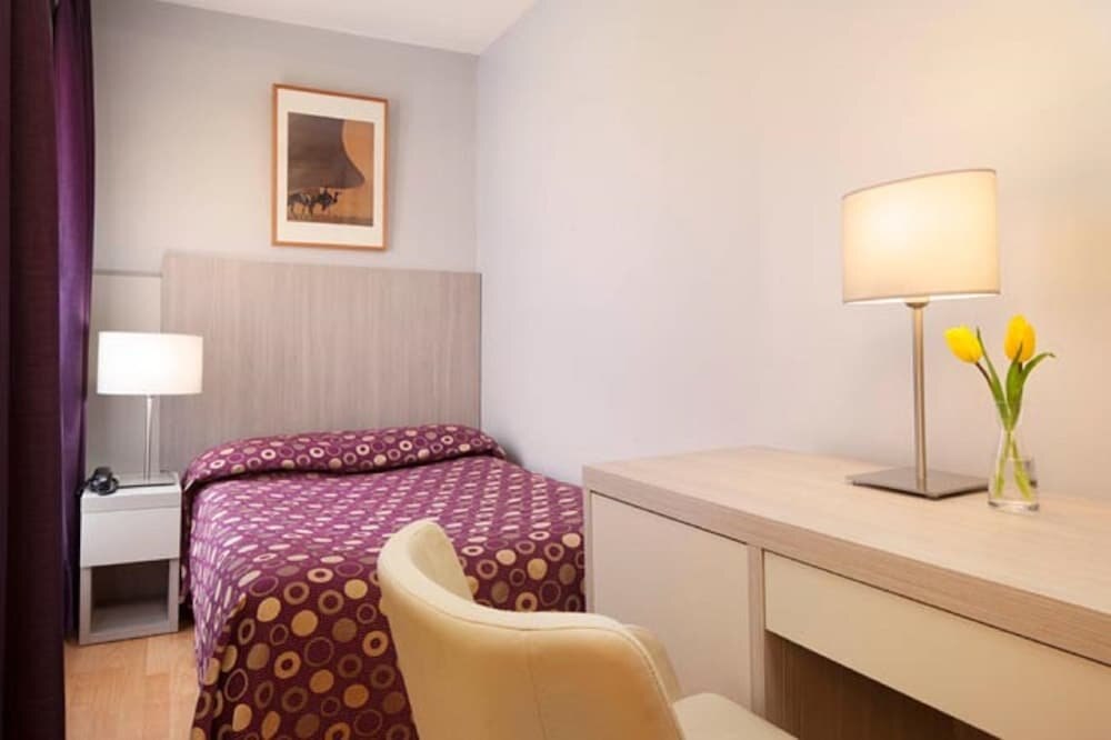 Hotel Excelsior Republique Room Type - Standard Double Room