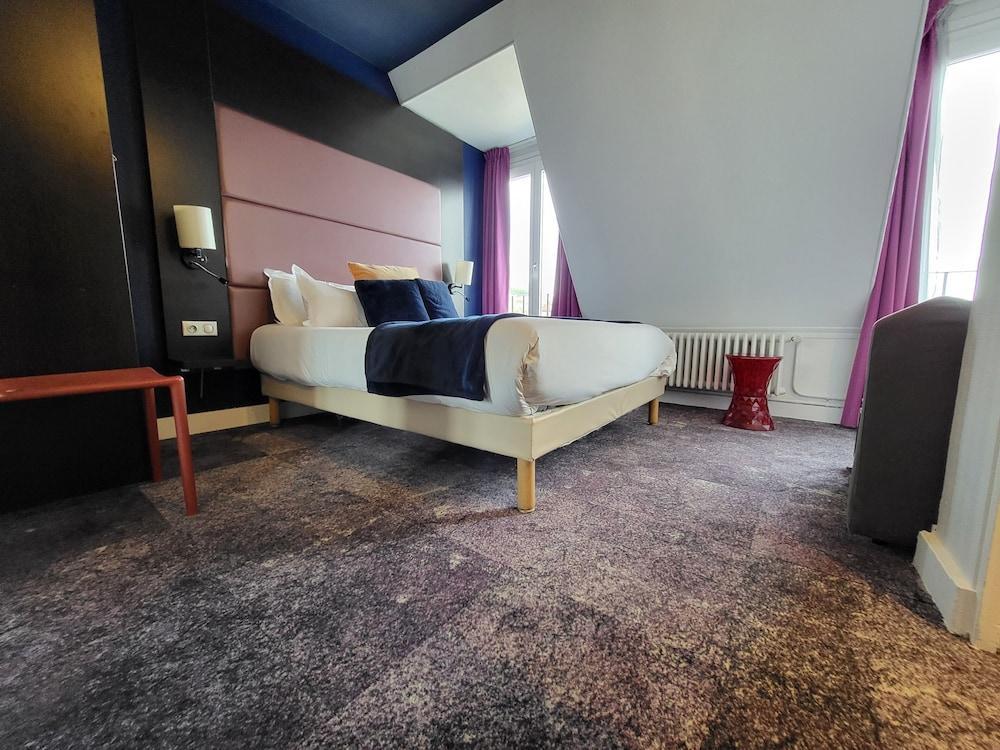 ACCUEIL HOTEL PARIS PIGALLE MONTMARTRE – Hôtel rénové