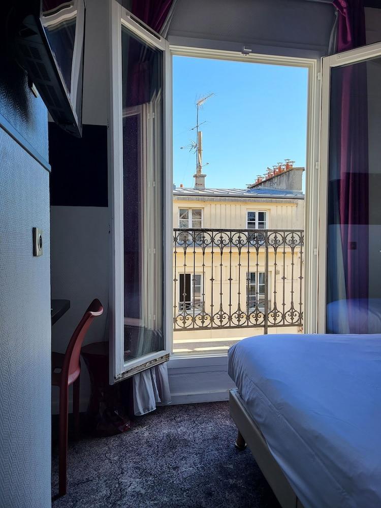 ACCUEIL HOTEL PARIS PIGALLE MONTMARTRE – Hôtel rénové Room Type - Club Double Room