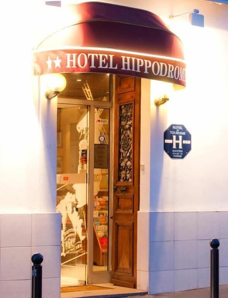 Hotel Hippodrome - Tap to explore photos