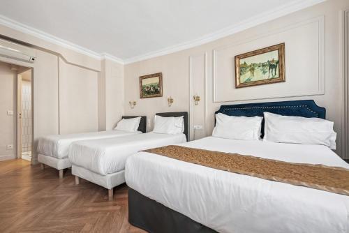 Hotel Le Clery Room Type - Deluxe Quadruple Room