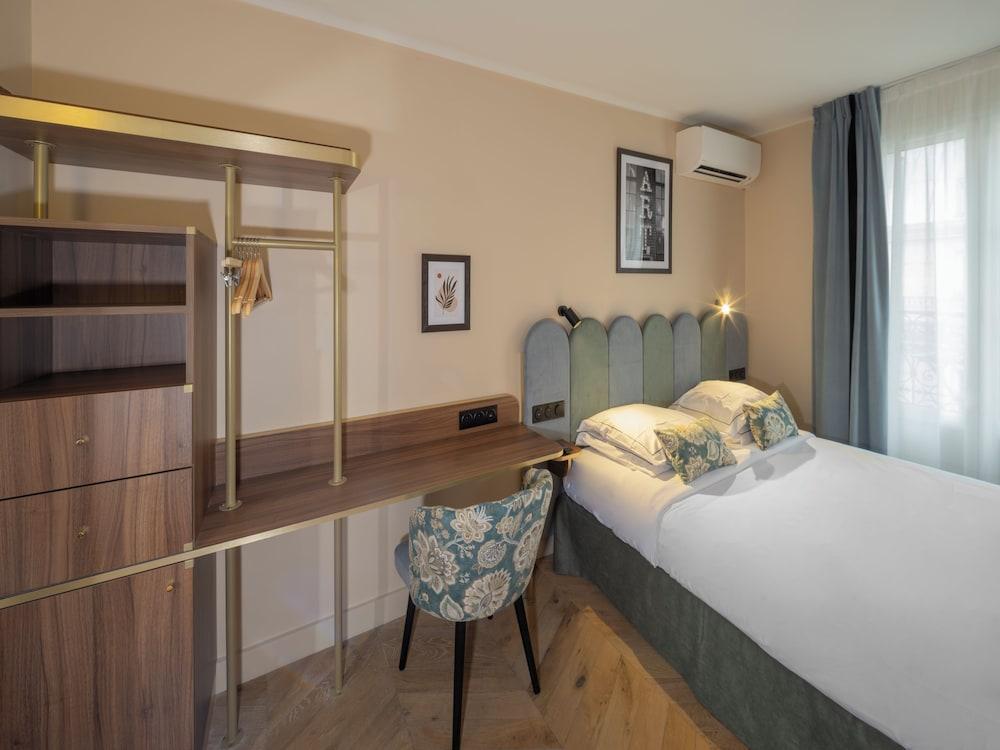 Hotel BoroNali Room Type - Superior Double Room, Balcony