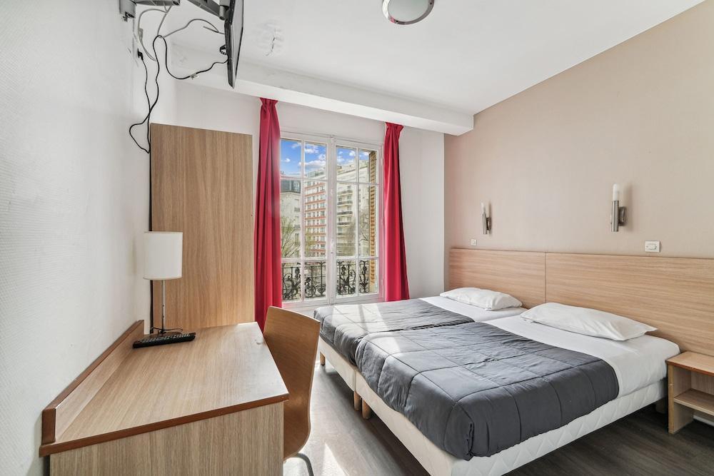 Hôtel Tolbiac Room Type - Classic Twin Room, 2 Twin Beds, Private Bathroom Hôtel Tolbiac Room Type - Classic Twin Room, 2 Twin Beds, Private Bathroom