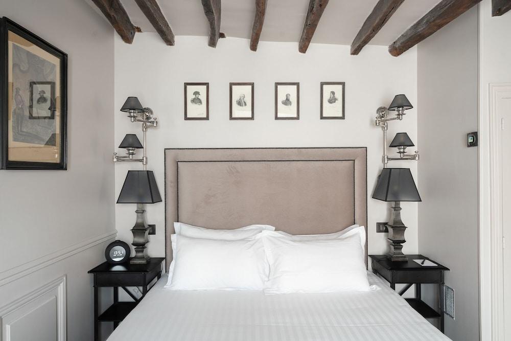 Hotel Saint-Louis en L'Isle - Notre-Dame Room Type - Top Floor Deluxe Triple Room with balcony Hotel Saint-Louis en L'Isle - Notre-Dame Room Type - Top Floor Deluxe Triple Room with balcony