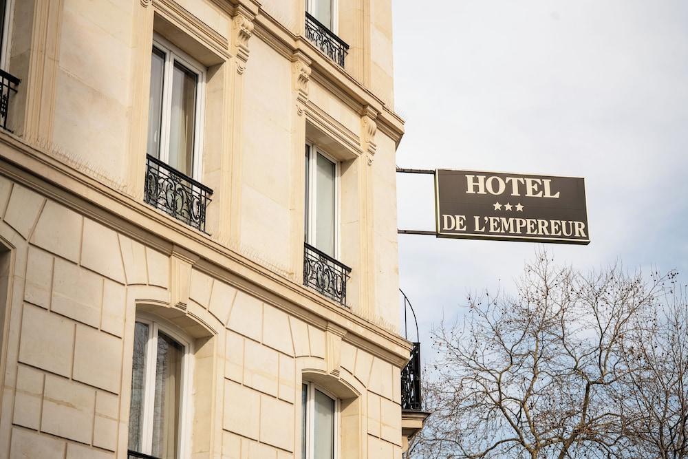 Hotel de L'Empereur - Malone Hotels - Tap to explore photos