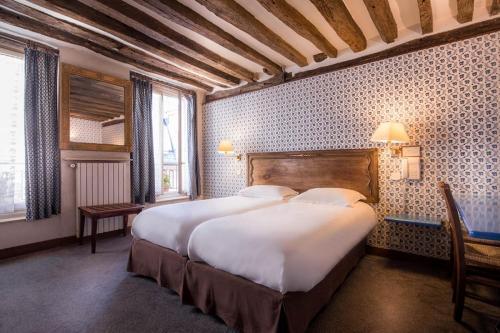 Hôtel du Lys - Tap to explore photos