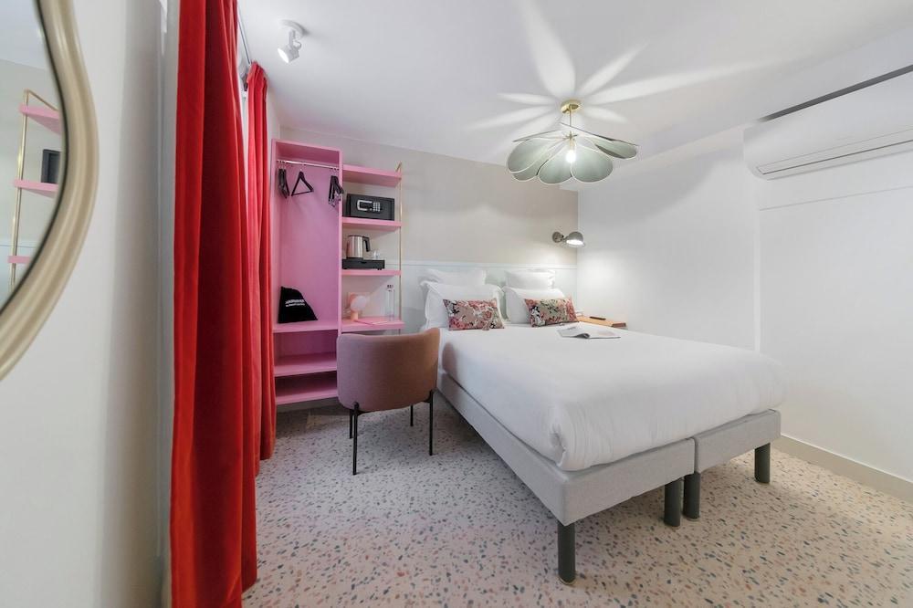 Trendy Canette Hotel Room Type - Classic Double Room