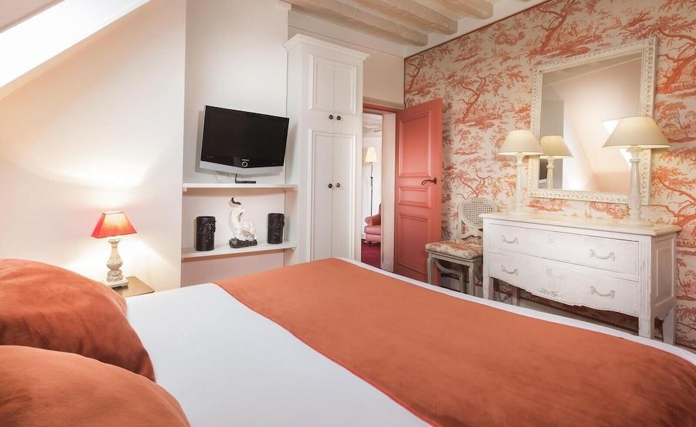 Hôtel Ducs D'Anjou Room Type - Quadruple Suite Hôtel Ducs D'Anjou Room Type - Quadruple Suite