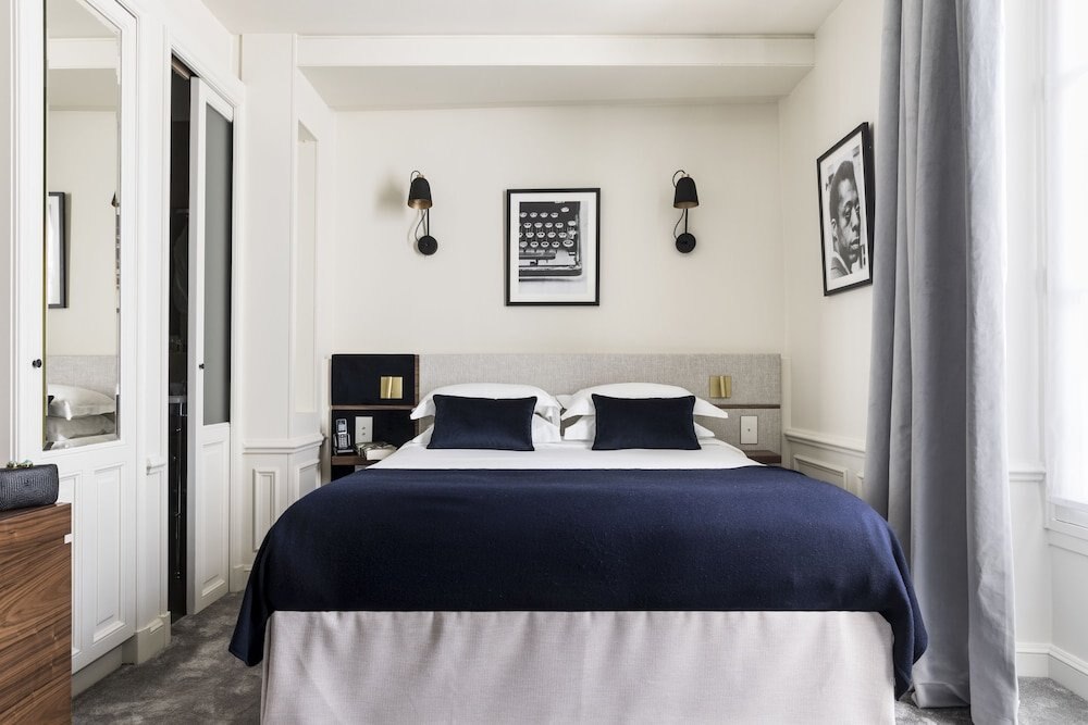 Hotel Verneuil Room Type - Deluxe Double Room