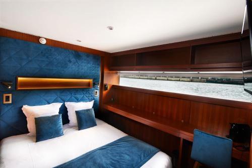 VIP Paris Yacht Hôtel & Spa Room Type - Double Room