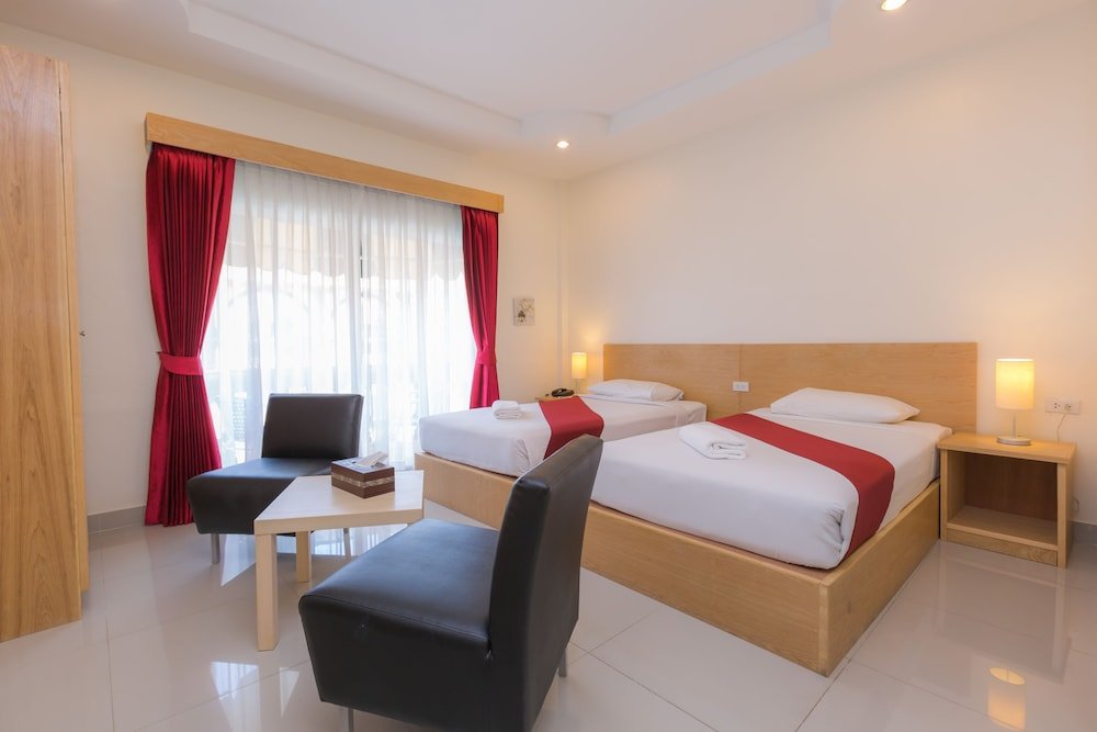 Zing Resort & Spa Room Type - Deluxe Pool View Twin Room