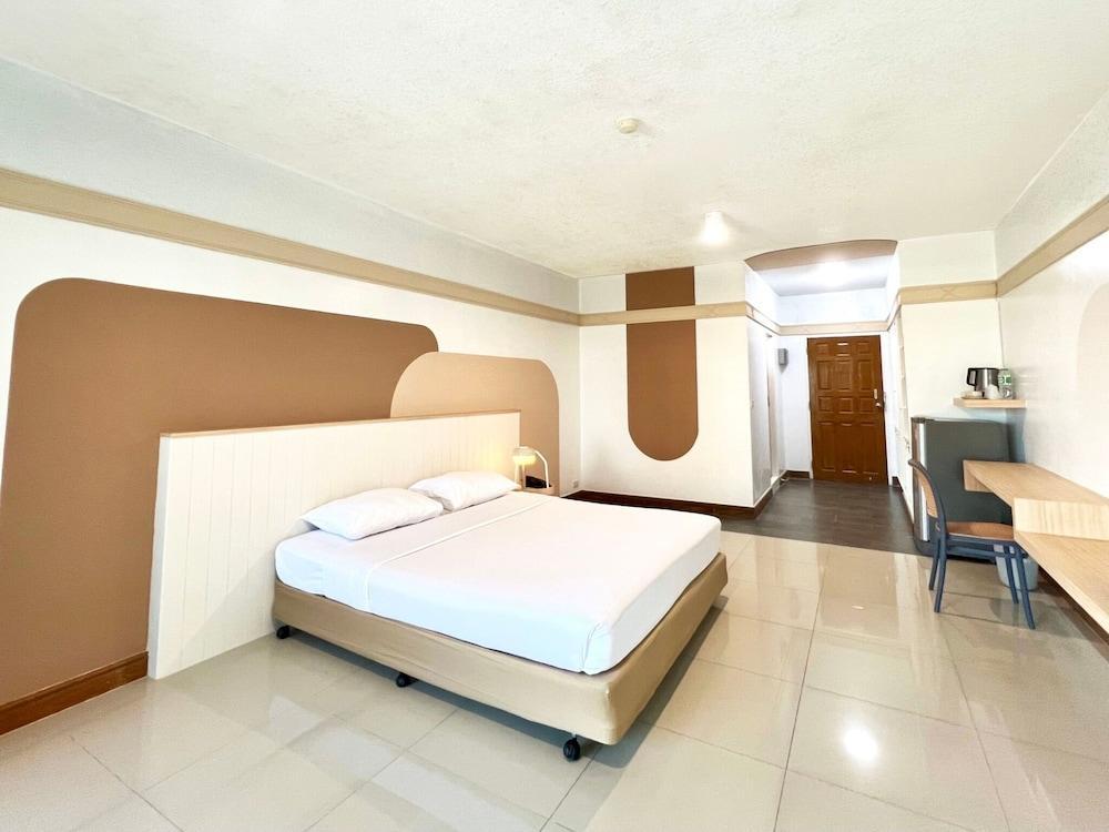 Markland Beach View Room Type - Deluxe Room, Sea View Markland Beach View Room Type - Deluxe Room, Sea View