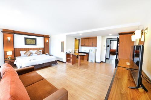 Siam View Residence Room Type - Deluxe Double Room