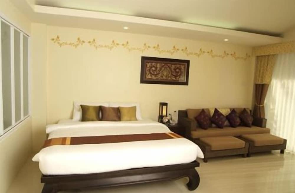 Villa Thongbura Room Type - Studio double bed ( 2nd,3rd Floor )