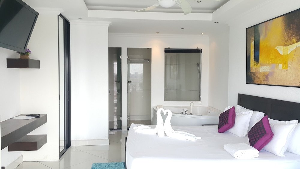 Vtsix Condo Service at View Talay Condo Room Type - Royal Suite