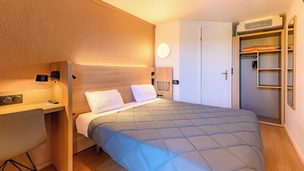 Premiere Classe Marne La Vallee - Torcy - Tap to explore photos