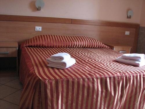 Alex Place Room Type - Double or Twin Room Alex Place Room Type - Double or Twin Room