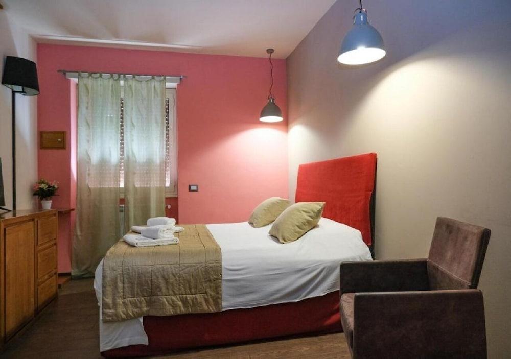 Aida Charming Rooms Room Type - Standard Room, 1 Queen Bed
