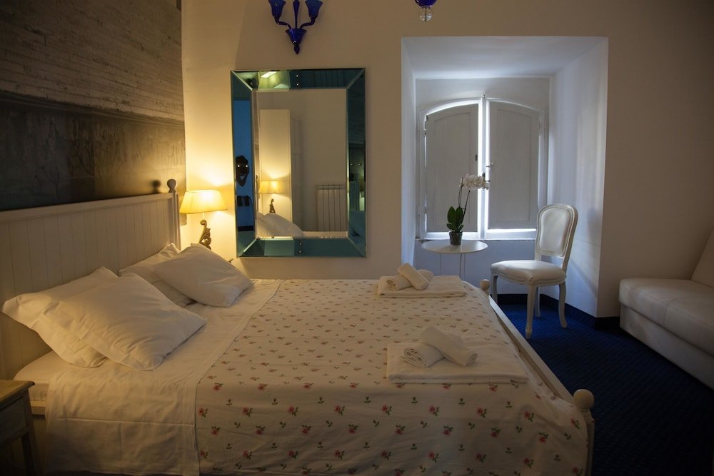 Vatican Leone IV Room Type - Superior Triple Room