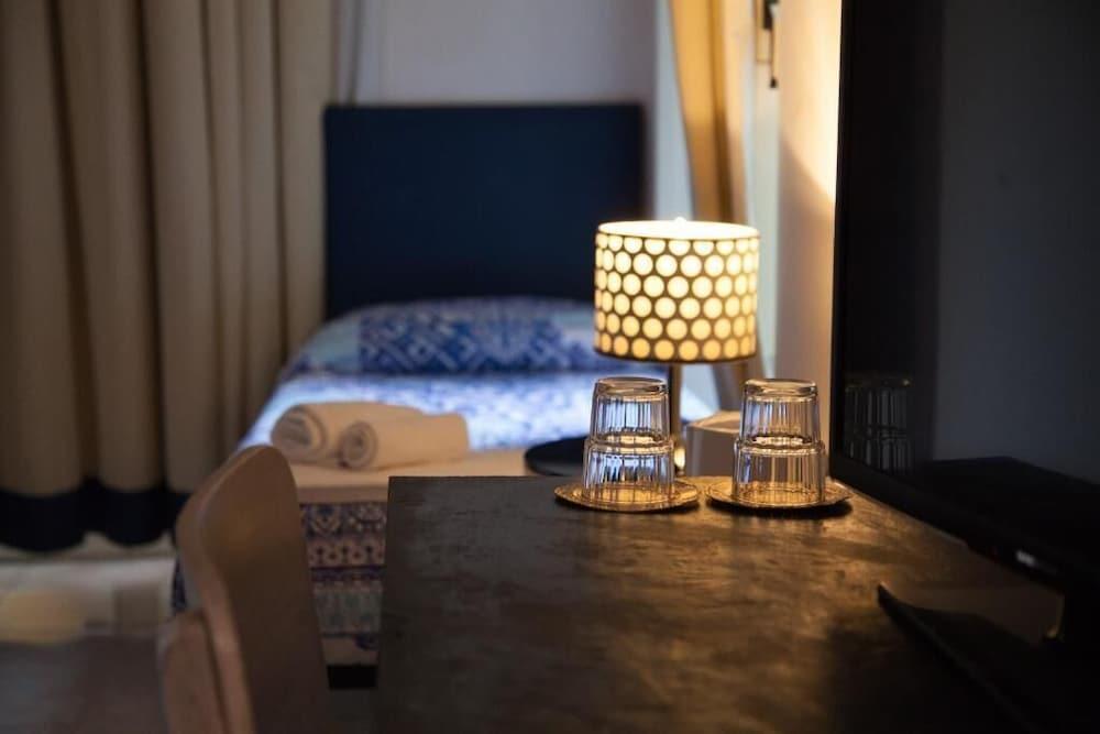 Vatican Leone IV Room Type - Economy Quadruple Room (Via Famagosta 45)