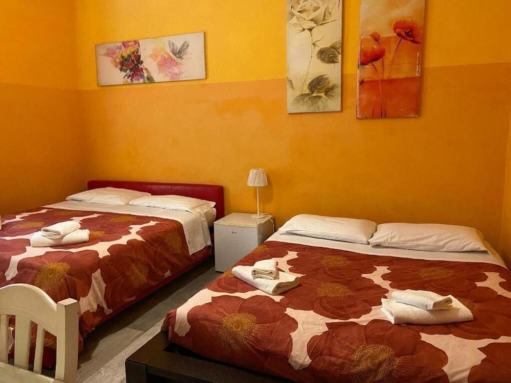 Vatican Leone IV Room Type - Economy Triple Room (Via Famagosta 45) Vatican Leone IV Room Type - Economy Triple Room (Via Famagosta 45)
