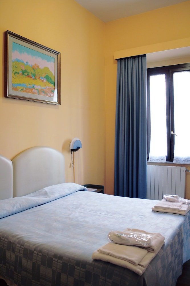 A Roma San Pietro Best Bed Room Type - Triple Room