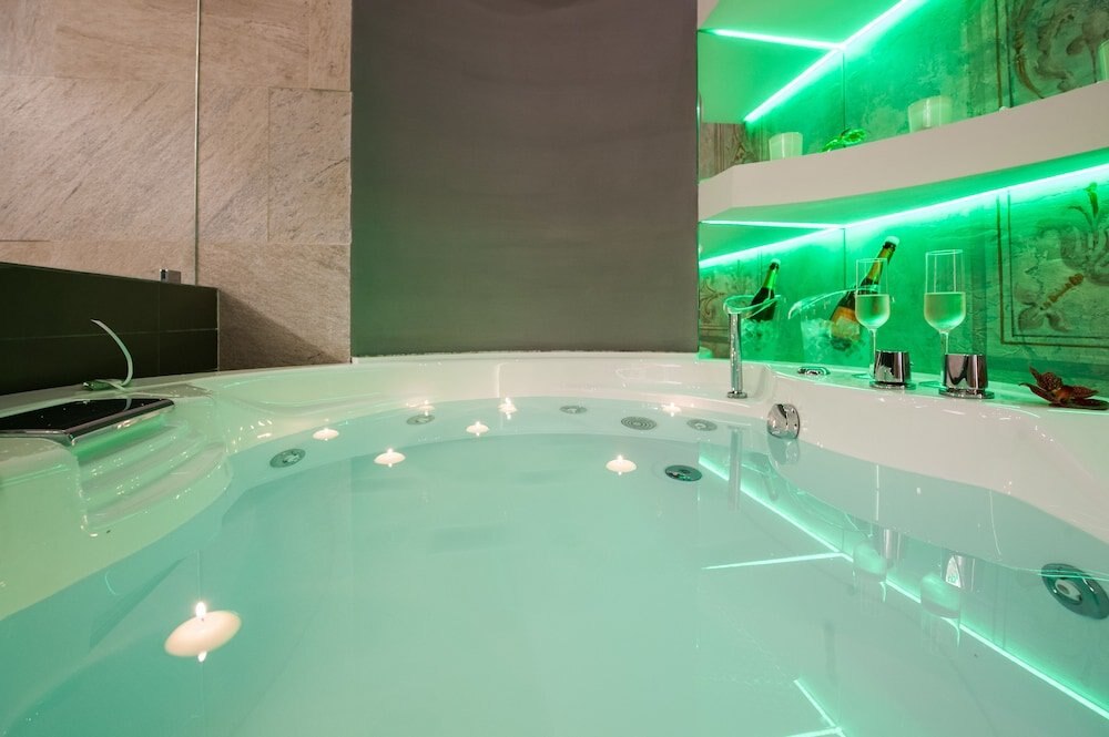 Argentina Residenza Style Hotel - Tap to explore photos
