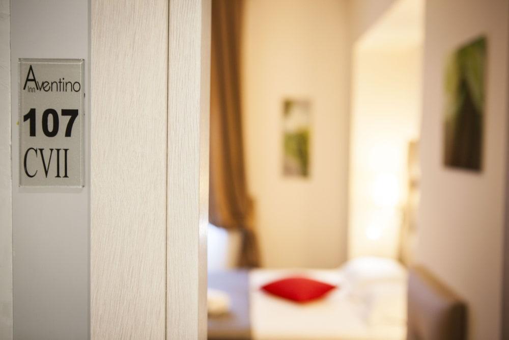 Aventino Guest House - Tap to explore photos