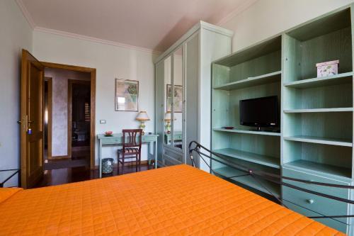 B&B Roma Appia Davila25 - Tap to explore photos