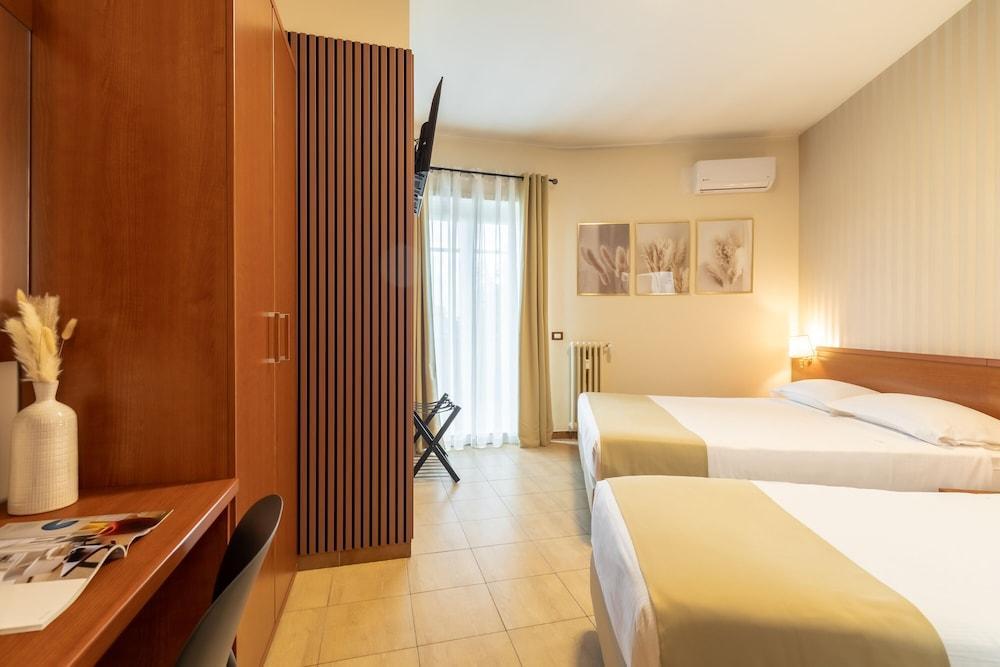 B&B Alba Domus Roma Room Type - Triple Room