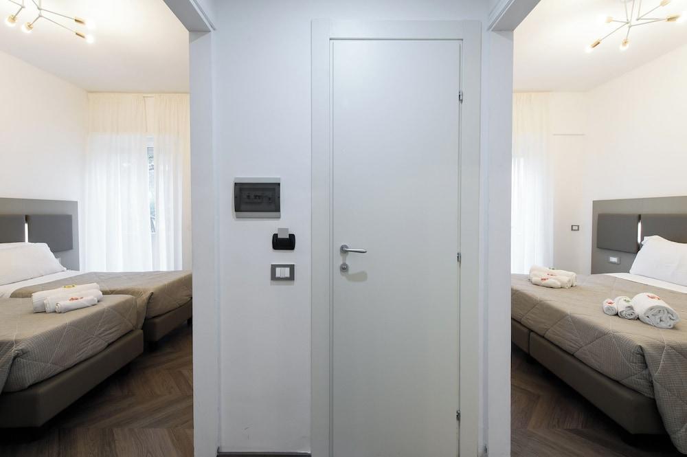 Hotel Casa Tra Noi Room Type - Family Room, Connecting Rooms