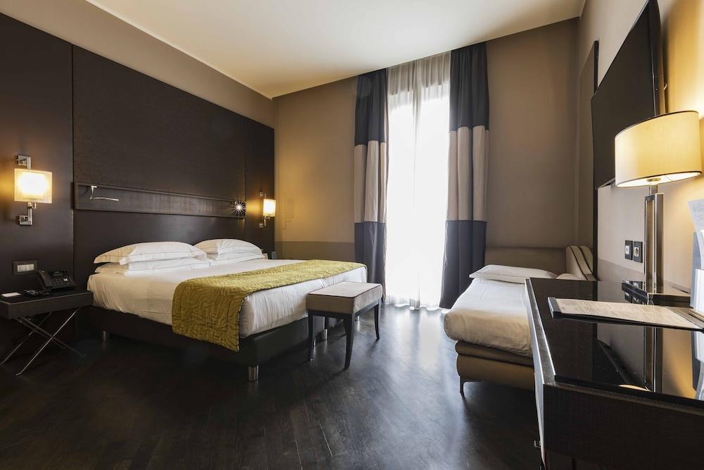 Rome Times Hotel Room Type - Executive Room