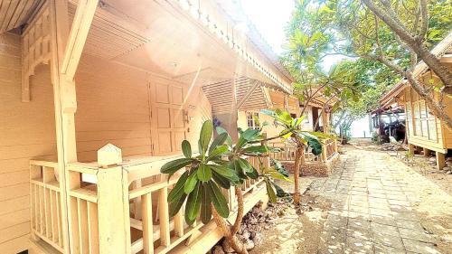 Amity Beach Resort Room Type - Deluxe Double Room (1 adult + 1 child)