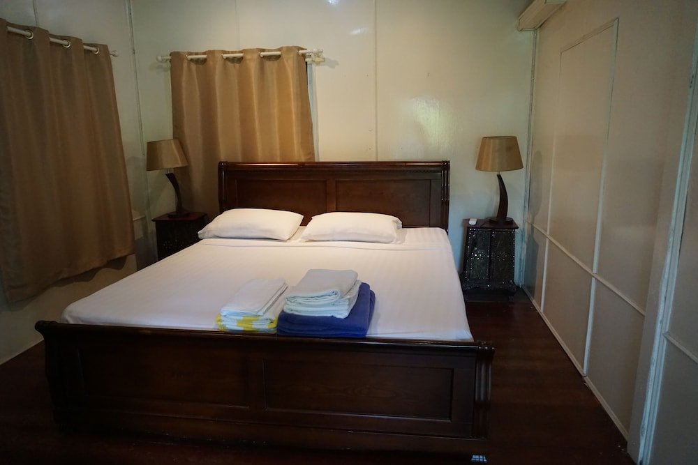 Bang Po Village Room Type - Superior Bungalow