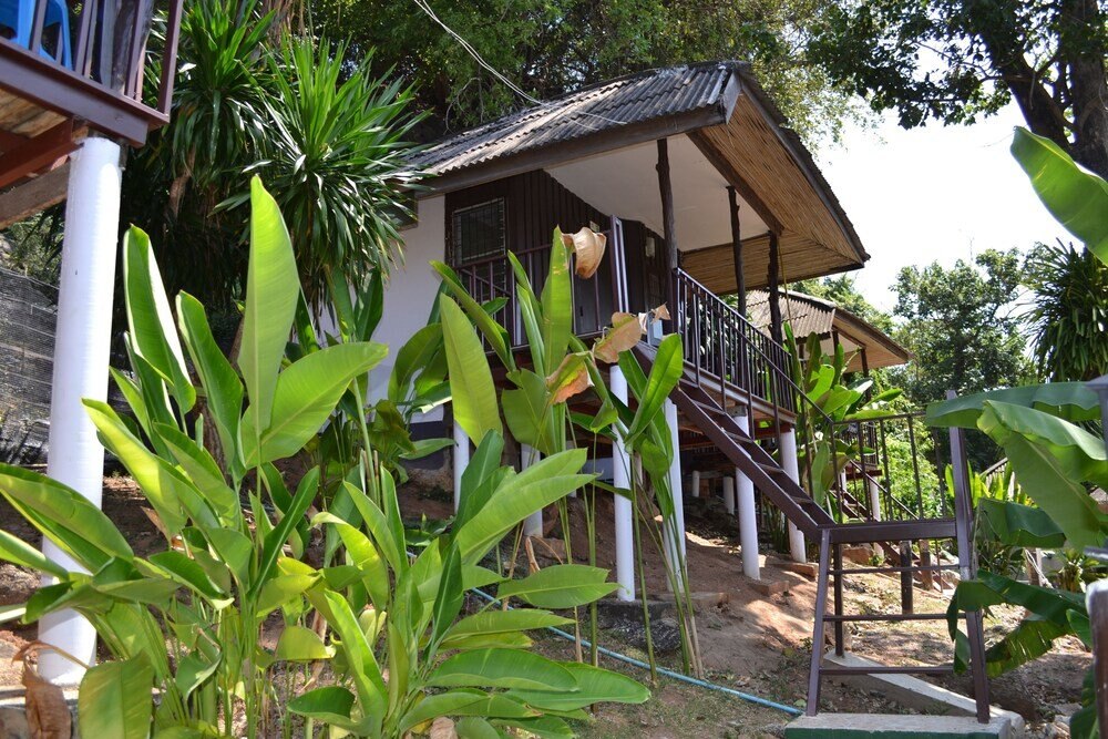 Green Canyon Resort Room Type - Bungalow with Fan