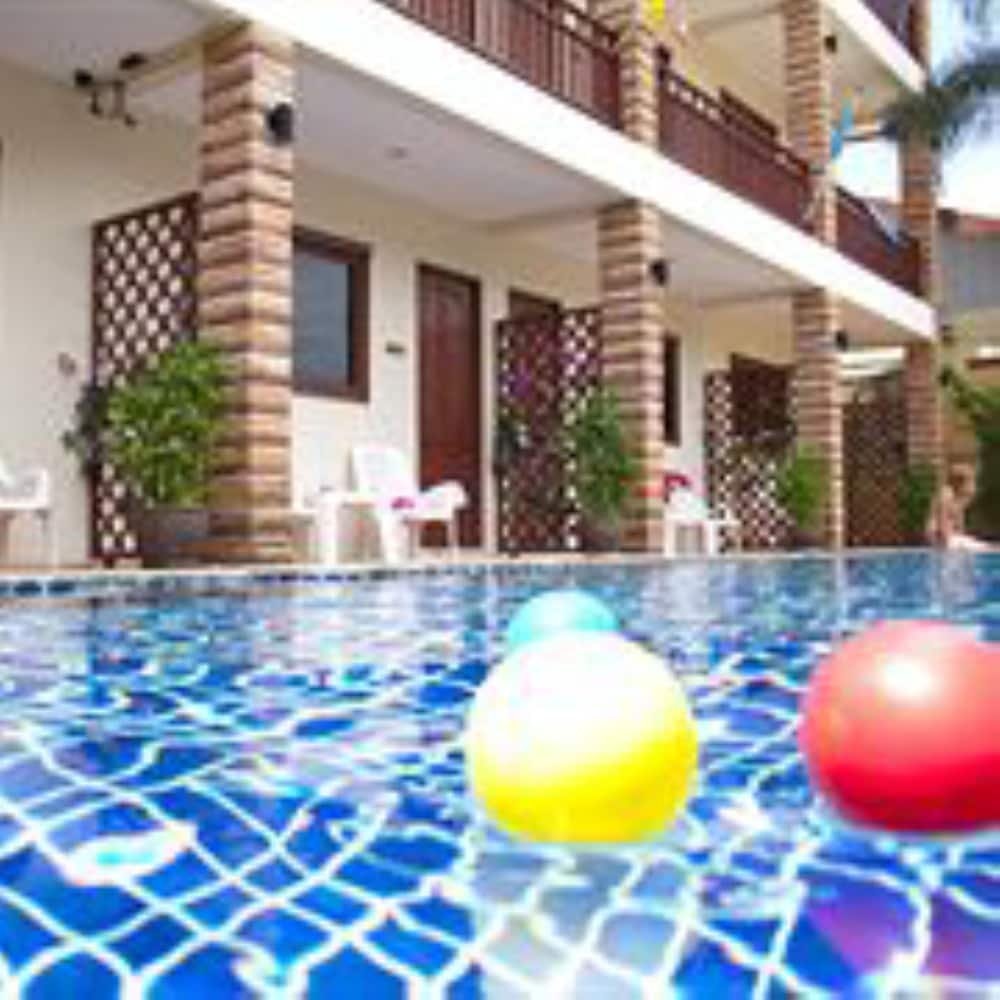 Hathai House Resort Room Type - Standard Double Room, Pool View Hathai House Resort Room Type - Standard Double Room, Pool View