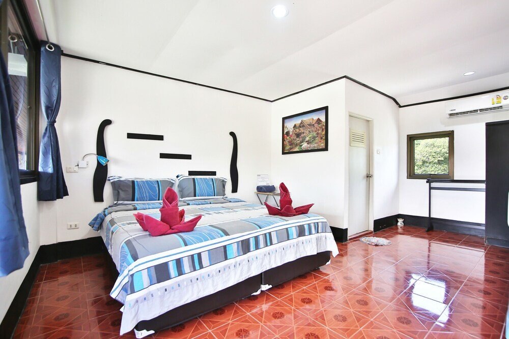 Lotus Friendly Hotel Room Type - Standard Double Room
