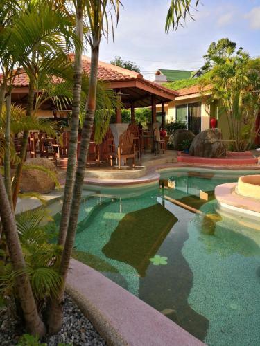 Pandora Lifestyle Hotel - Tap to explore photos