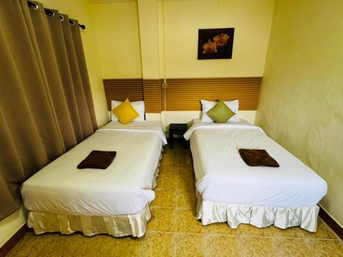 Penzy Guesthouse - Tap to explore photos