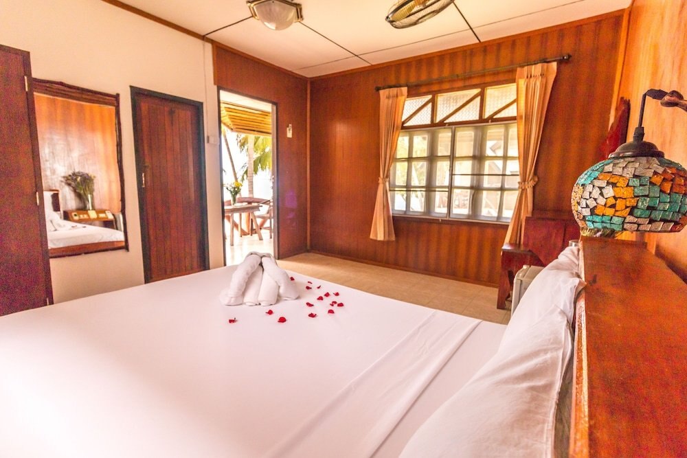 Shangrilah Bungalow Room Type - Standard A/C Bungalow Garden View