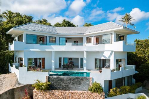 Tropical Sea View Residence - Tap to explore photos